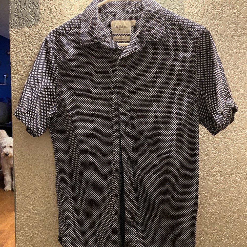 Goodfellow & Co button down polo. Size Small.